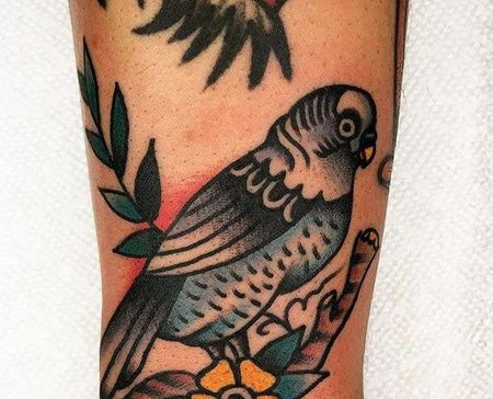 Old School小腿鸽子纹身图案