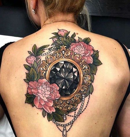 New School后背花卉宝石纹身图案