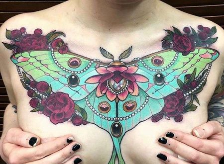 New School前胸蝴蝶纹身图案