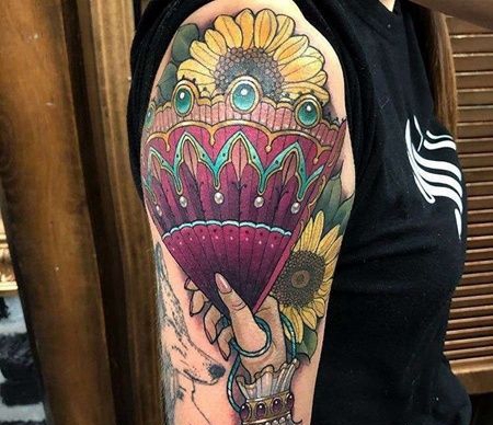 New School大臂手扇子纹身图案