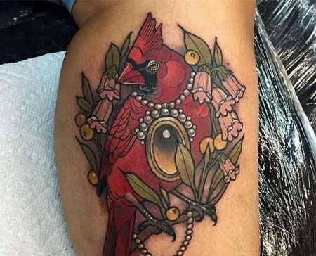 New School小腿鹦鹉纹身图案