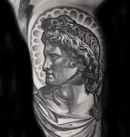 写实小腿雕像纹身图案