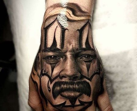 写实手背人像纹身图案