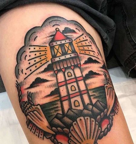 Old School大腿灯塔纹身图案
