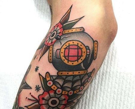 Old School小腿潜水钟纹身图案