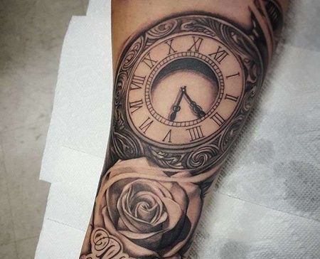 写实小腿玫瑰钟表纹身图案