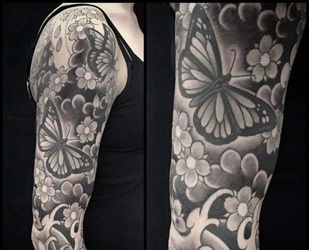 日式胳膊蝴蝶花卉纹身图案