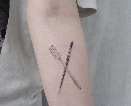 小清新小臂叉子纹身图案