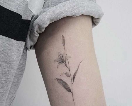 小清新小臂百合花纹身图案