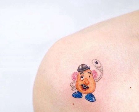 小清新后肩玩具总动员纹身图案