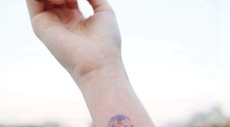 小清新小臂月球纹身图案