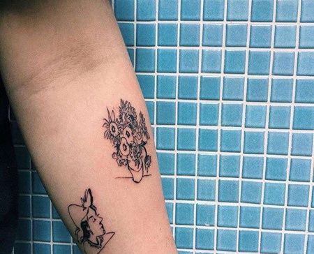 小清新小臂女人花卉花瓶纹身图案