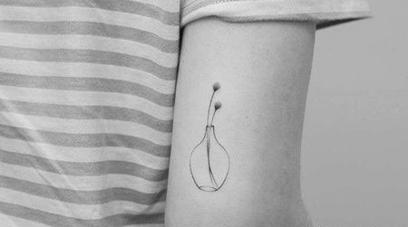 小清新大臂花瓶纹身图案