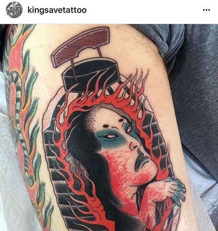 日式大臂灯笼纹身图案