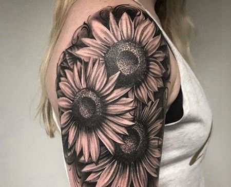 写实大臂向日葵纹身图案