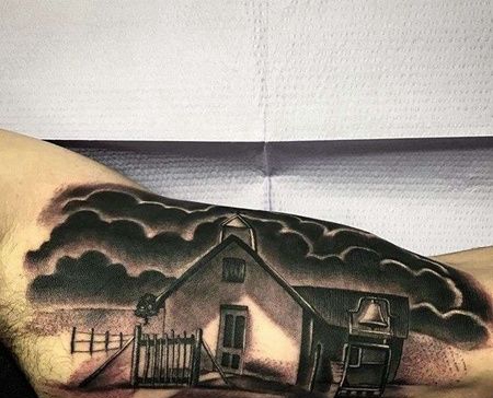 写实大臂房子纹身图案