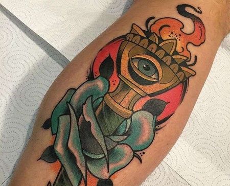 New School小腿玫瑰火炬纹身图案