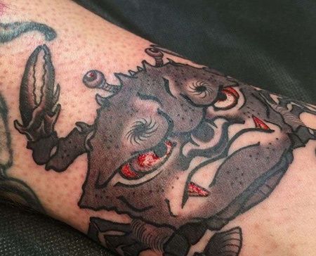 新传统小腿螃蟹纹身图案