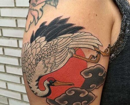 日式大臂鹤纹身图案