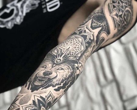 New School胳膊狼繁花纹身图案