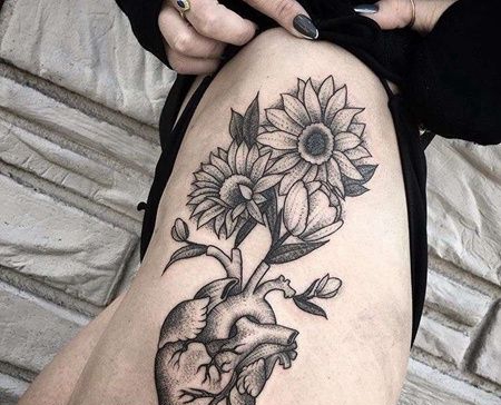 点线大腿花卉心脏纹身图案