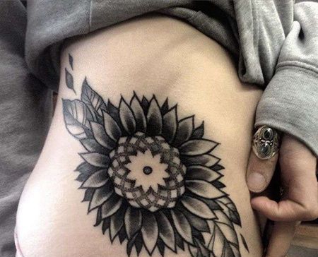 Old School大腿向日葵纹身图案
