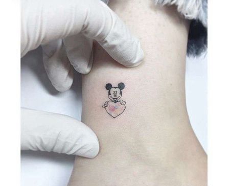 小清新脚踝米老鼠纹身图案