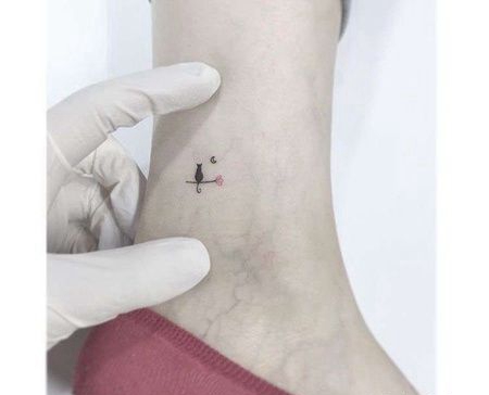 小清新脚踝猫纹身图案