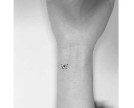 小清新手腕蝴蝶纹身图案