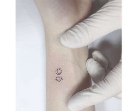 小清新手腕月亮心纹身图案