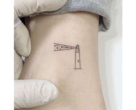 小清新脚踝灯塔纹身图案