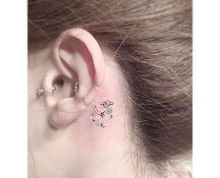 小清新耳后星球纹身图案