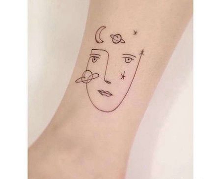 小清新线条小臂人脸星球纹身图案