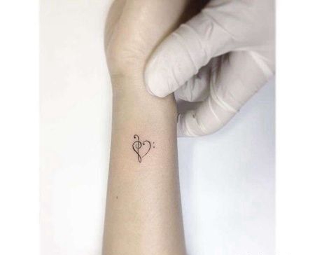 小清新手腕音符爱心纹身图案