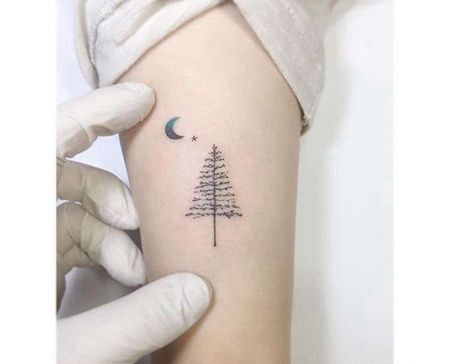 小清新大臂松树纹身图案