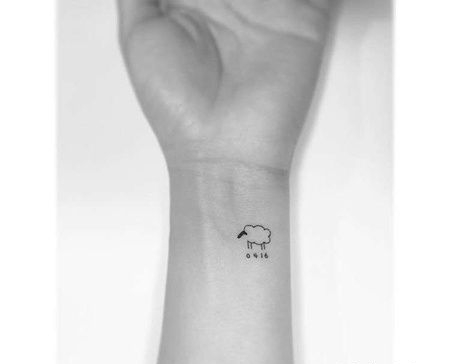 小清新手腕绵羊纹身图案