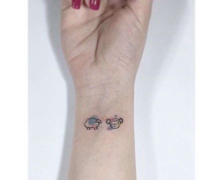 小清新手腕羊纹身图案