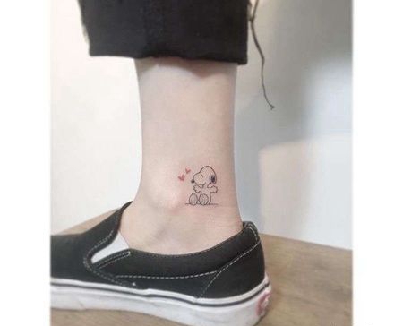 小清新脚踝史努比纹身图案