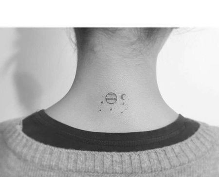 小清新后颈星球纹身图案