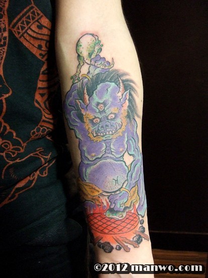 针三味手臂纹身作品