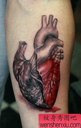 心脏纹身图案:手部心脏纹身图案图片