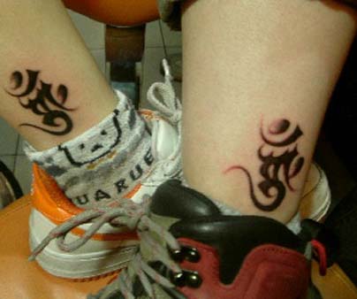 情侣腿部纹身图案