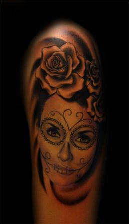 欧美美女肖像玫瑰纹身图案