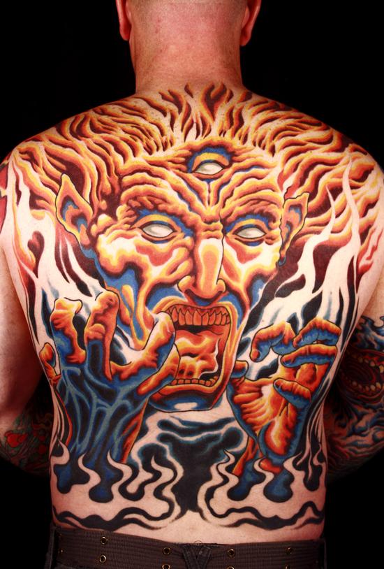 专业纹身图库介绍一幅欧美满背纹身图案图片