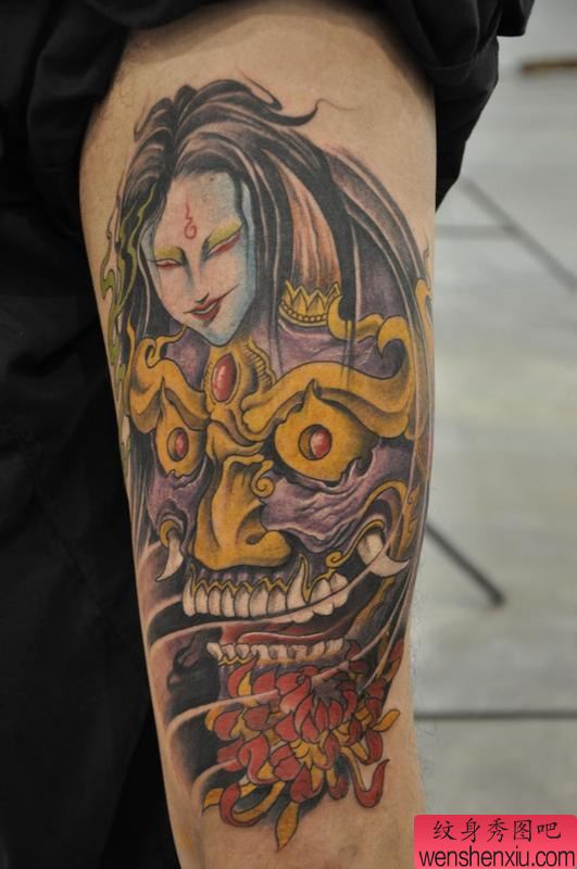 美女嘎巴拉纹身图案