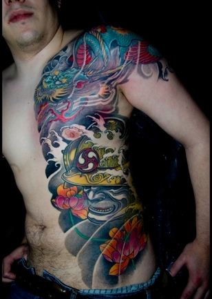 侧腰莲花龙纹身图案