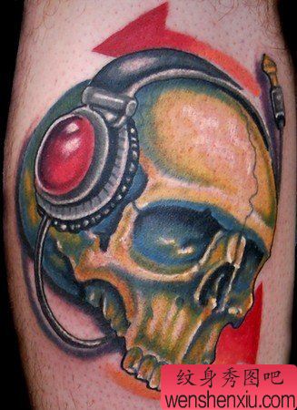 纹身520图库介绍一幅流行骷髅纹身图案