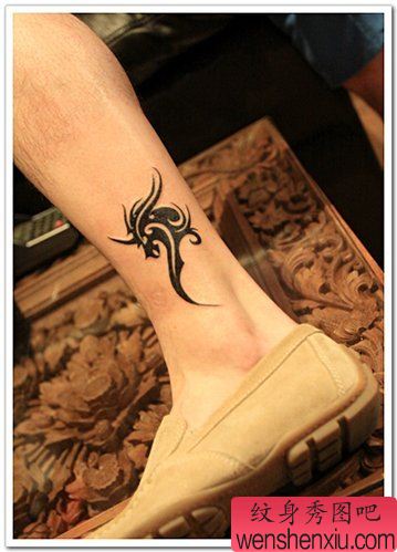 图腾纹身图案:腿部图腾独角兽纹身图案纹身图片