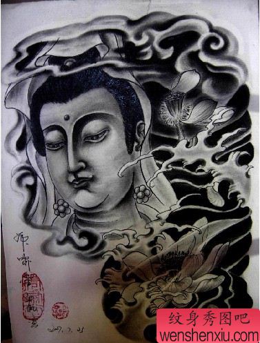 很好的满背黑灰观音莲花纹身图案
