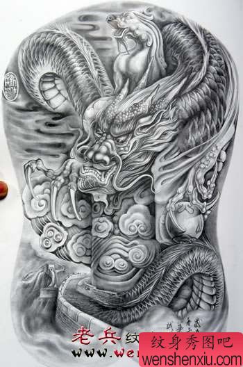 满背龙纹身:满背龙纹身图案图片